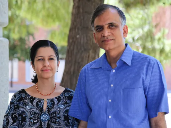 Vedantam and Dr. Viswanathan, courtesy of Tech Launch Arizona. 